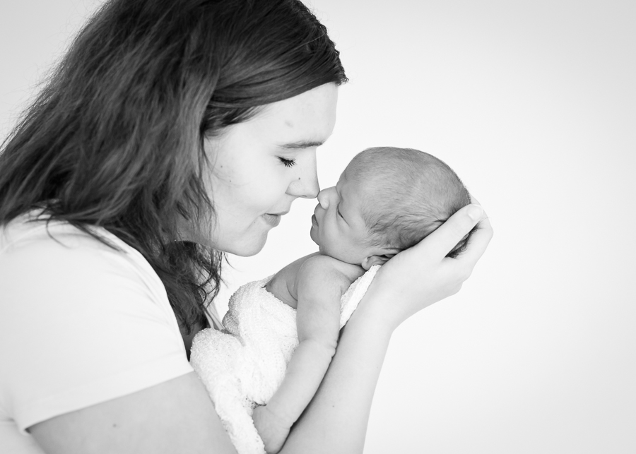 ilies nyfödd nyföddfoto nyföddfotografering nyföddfotograf fotograf sundsvall