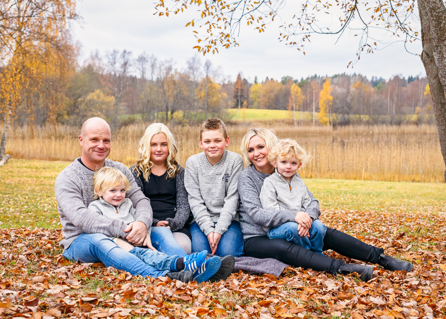 familjefoto familjefotografering fotograf barnfotograf familjefotograf sundsvall matfors lisa hulling