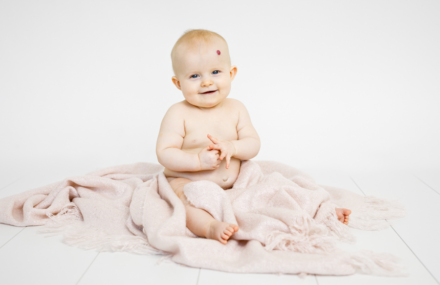 bebisfoto bebisfotografering barnfotograf fotograf sundsvall matfors lisa hulling