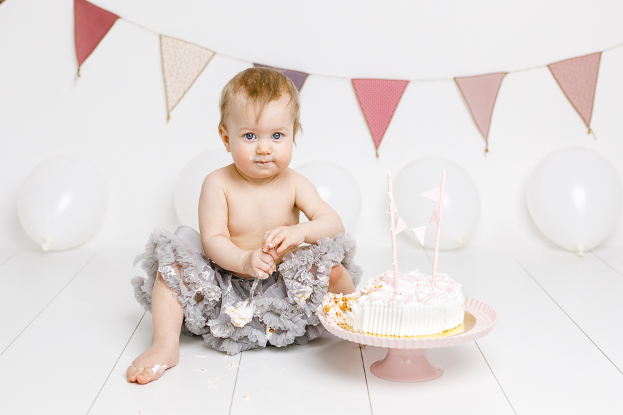 smash the cake barnfotografering barnfotograf fotograf lisa hulling jonna matfors sundsvall
