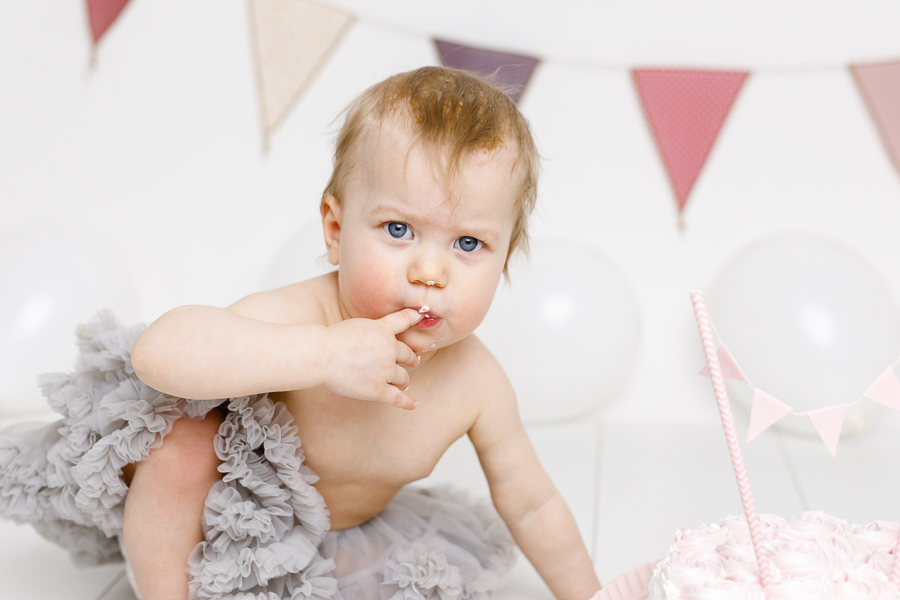 smash the cake barnfotografering barnfotograf fotograf lisa hulling jonna matfors sundsvall