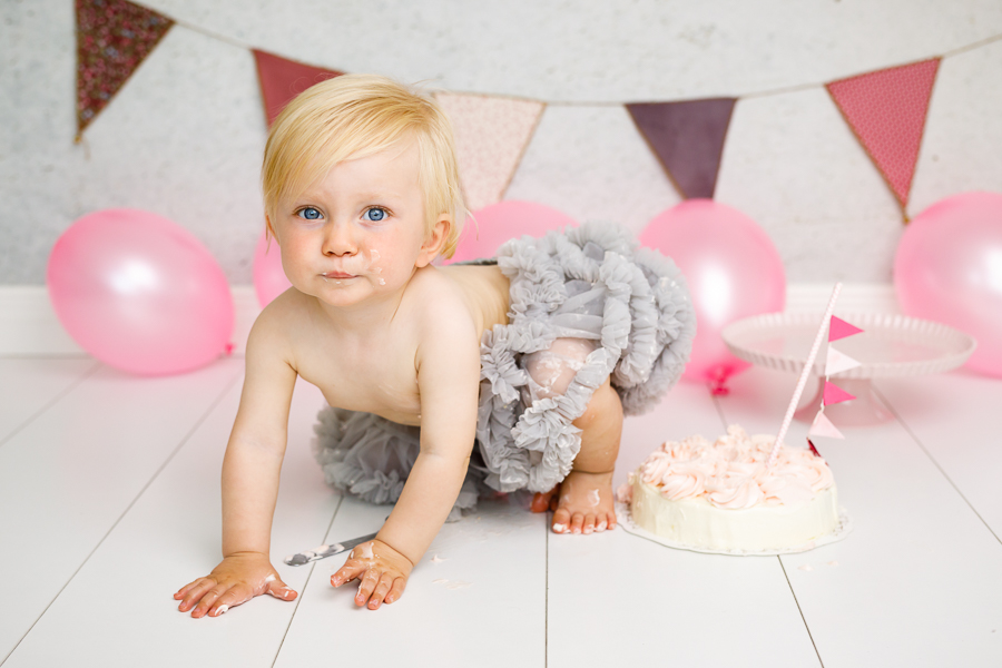 smash the cake barnfotografering barnfotograf fotograf lisa hulling joy matfors sundsvall