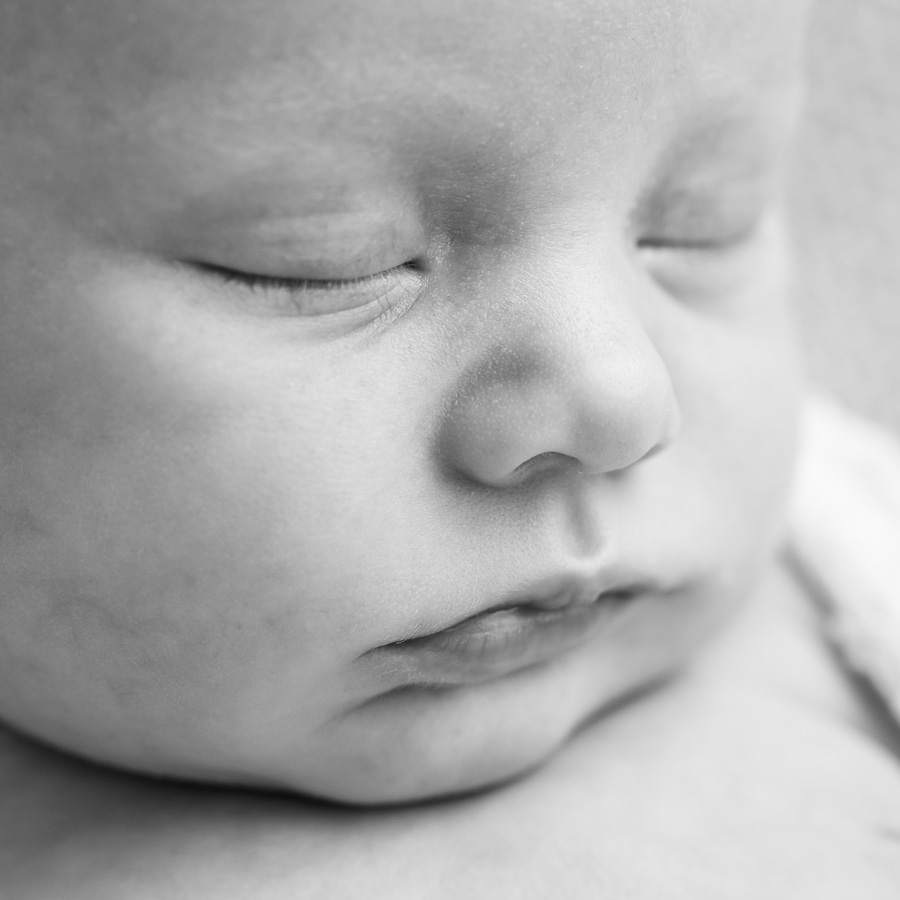 nyföddfotograf sundsvall nyföddfotografering selma
